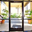 California Inn and Suites Bakersfield