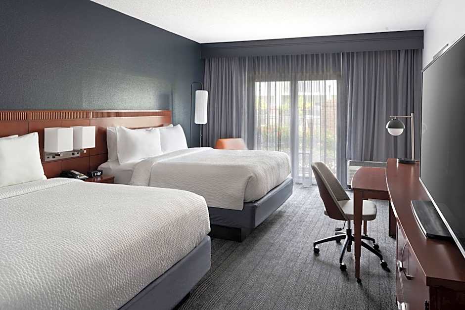 Courtyard by Marriott West Palm Beach