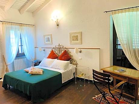 Double Room with Garden View