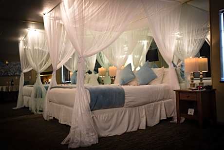 Honeymoon Suite
