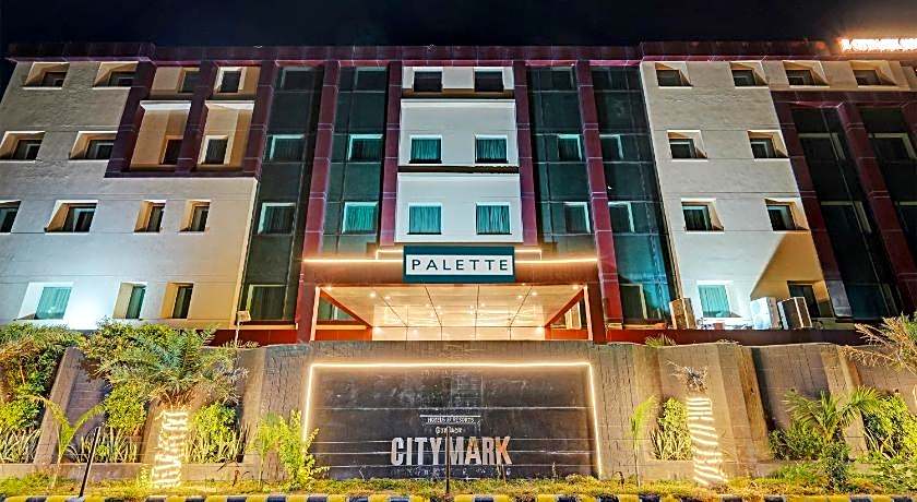Super Townhouse OAK Hotel City Mark Gurgaon