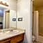 Super 8 by Wyndham Lindsay Olive Tree