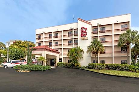 Red Roof PLUS+ Miami Airport