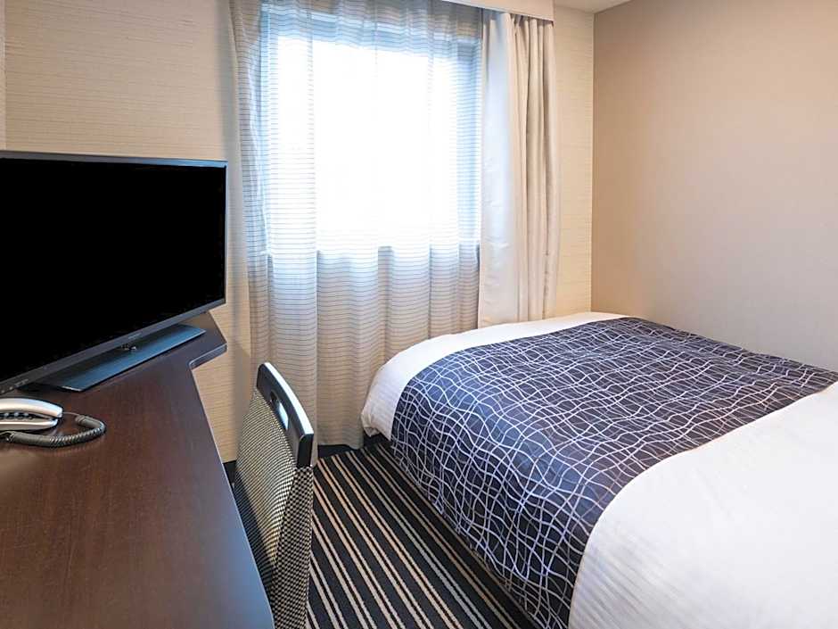 Photo 1 of 25 of Single Room - Non-Smoking
