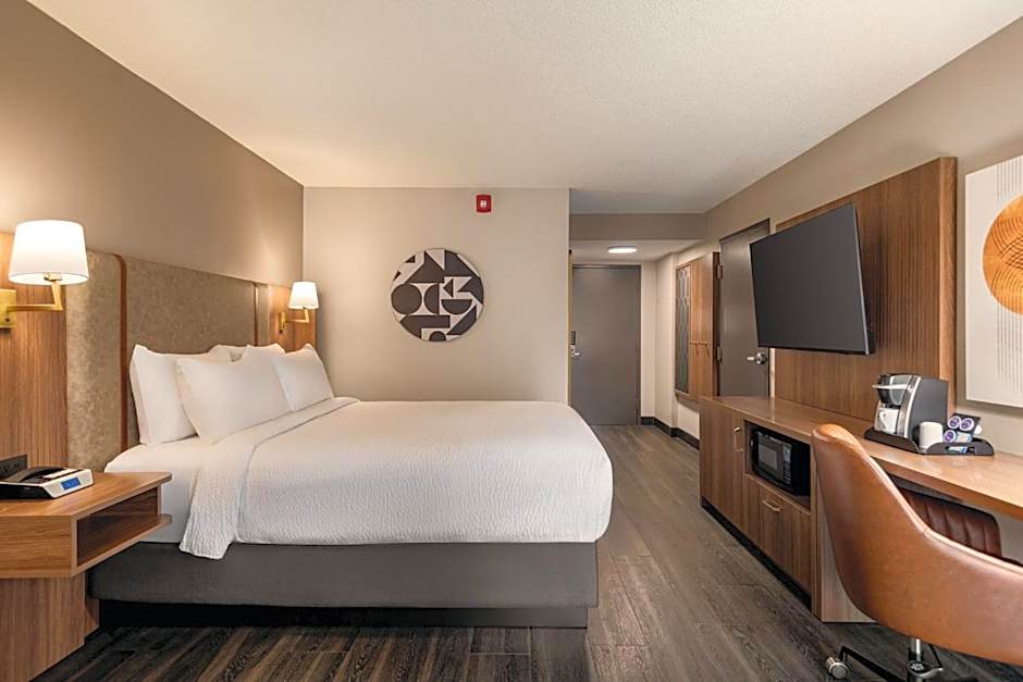 Holiday Inn & Suites Vancouver Downtown By IHG