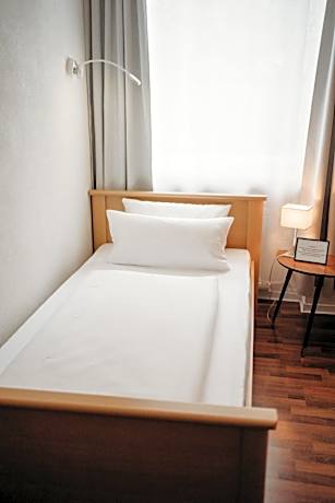 Quad room-Standard-Ensuite
