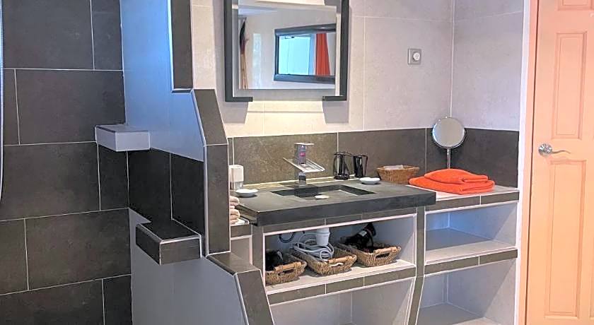 Residence Adam and Eve