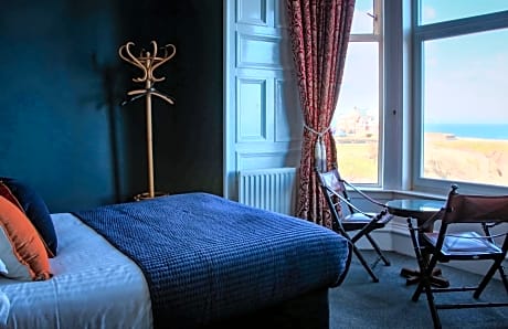 Double or Twin Room with Sea View