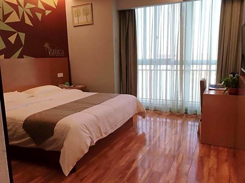 Vatica Jieshou City New Passenger Transport Center Hotel