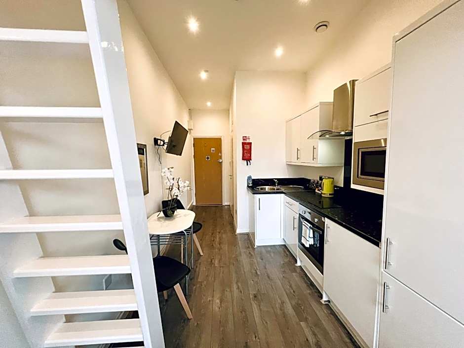 Fox House Studios, City centre Aparthotel