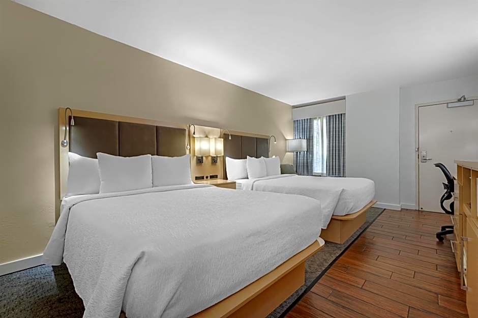 Best Western Plus South Coast Inn