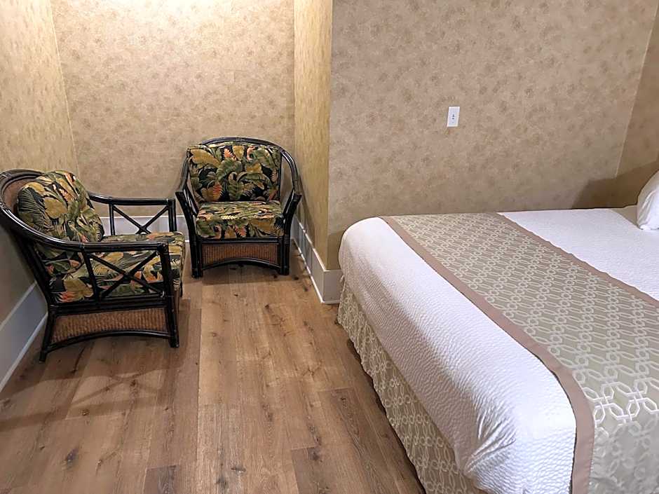 Island House Historic Vacation Rentals