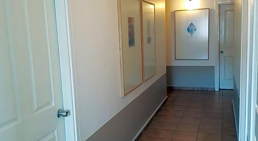 A&B Home Hotel