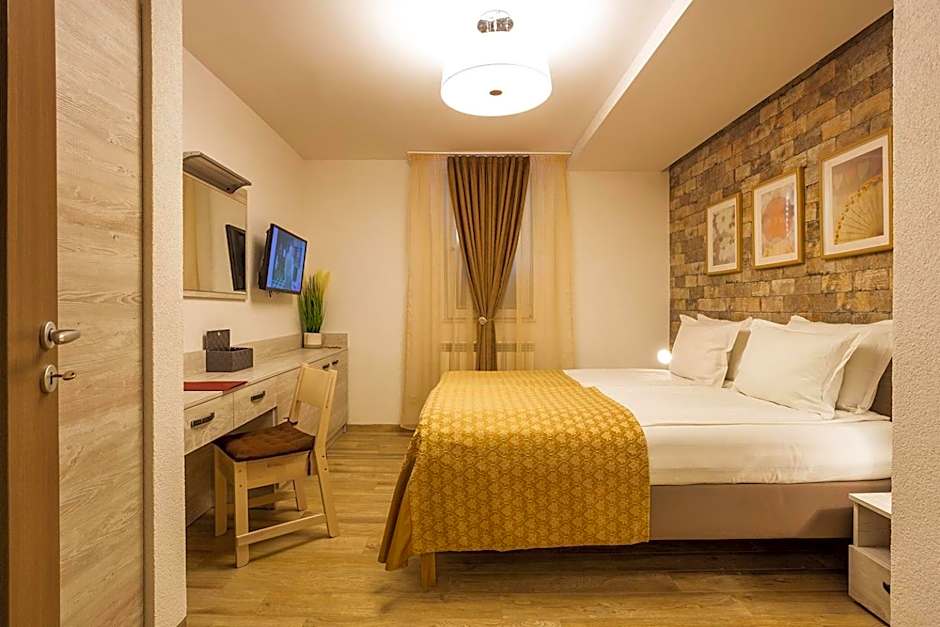 Sofia Place Hotel by HMG