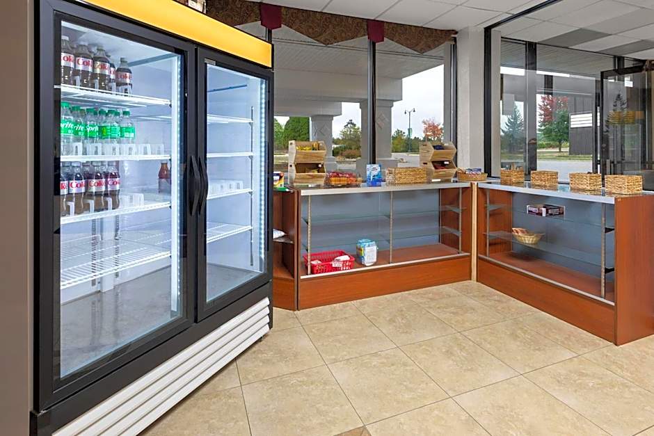 Ramada Hotel & Conference Center by Wyndham Grayling