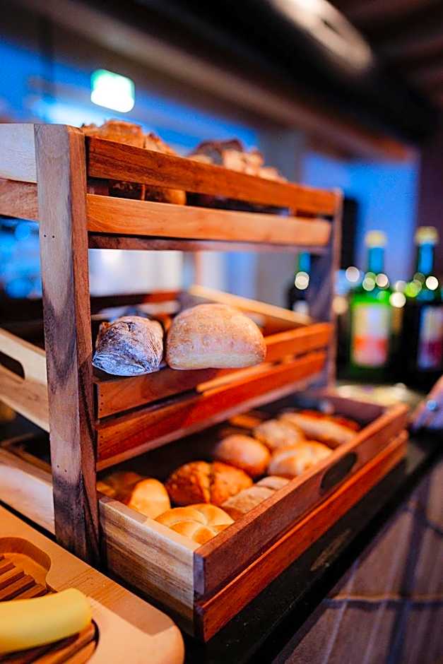 LH Suites Aparthotel - NEW since 2025