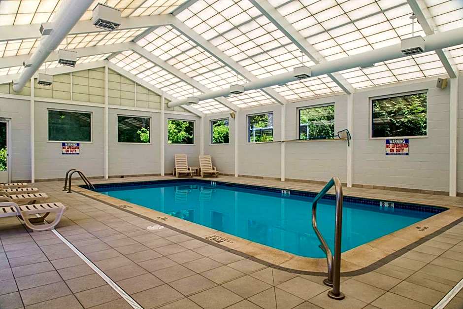 Quality Inn & Suites Danbury near University