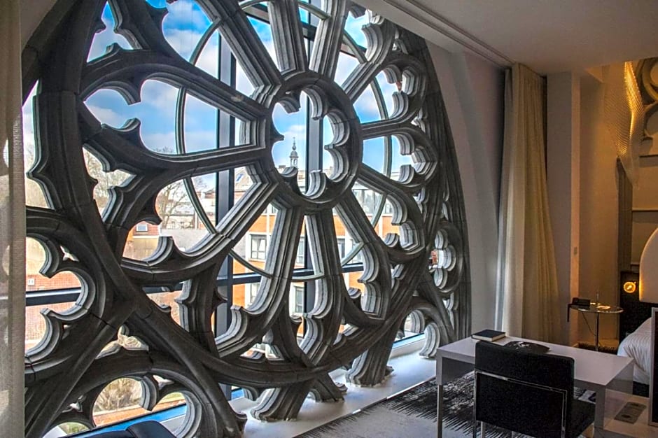 Martin's Dream Hotel