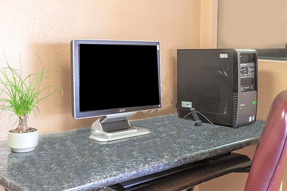 Howard Johnson Flagstaff – Flagstaff, AZ