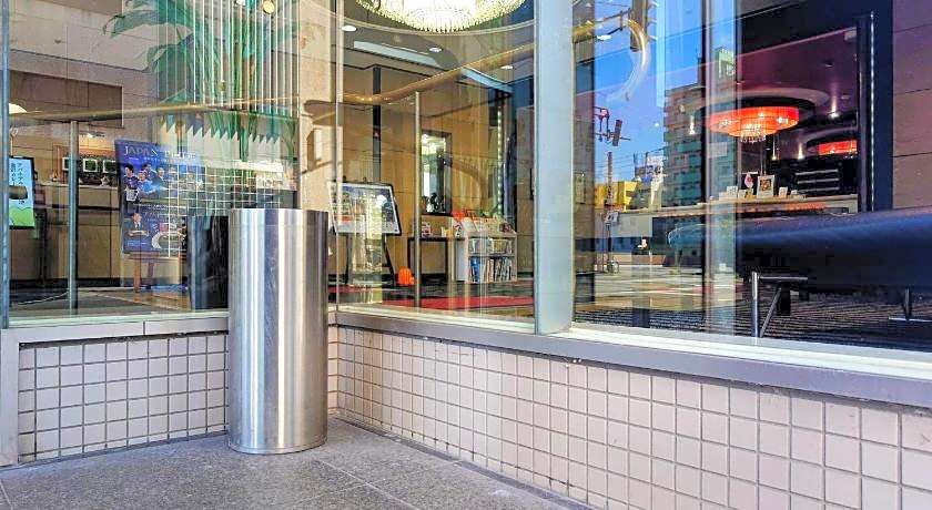Apa Hotel Takaoka-Marunouchi