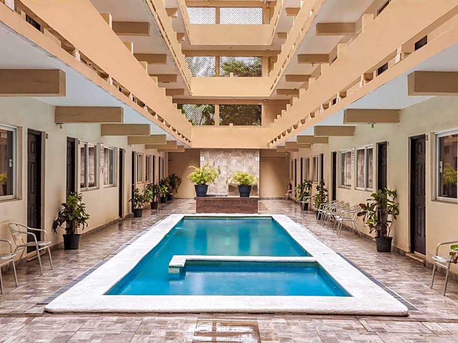 Hotel Puerto Inn