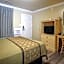 Green Gables Motel & Suites