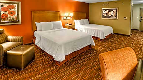 Room with Two Queen Beds - Non-Smoking