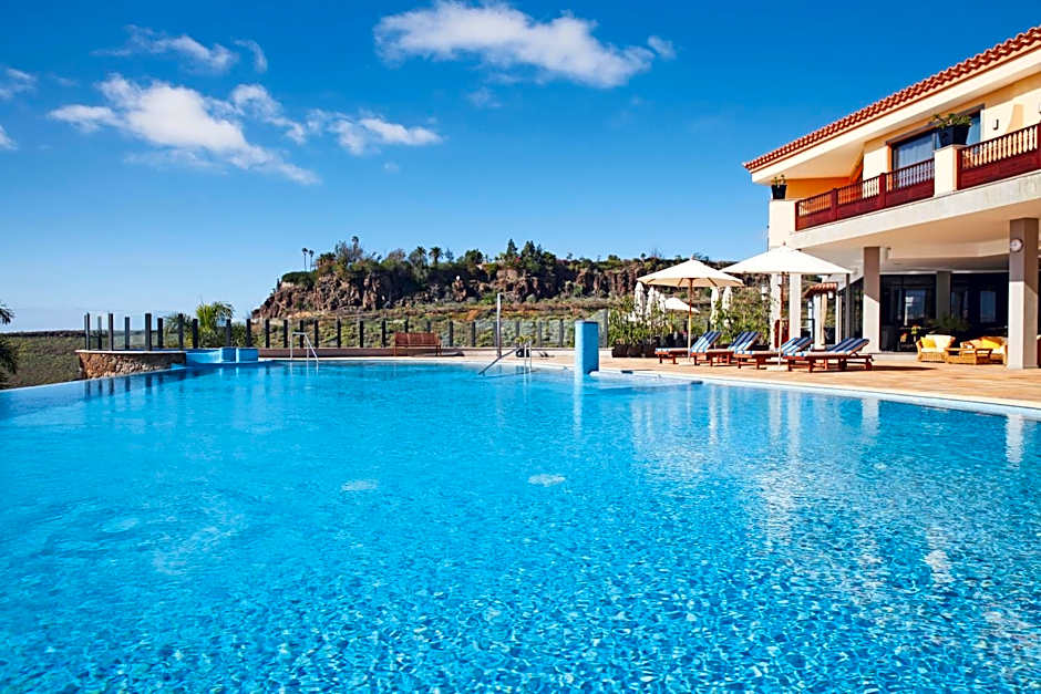 Casa León Royal Retreat