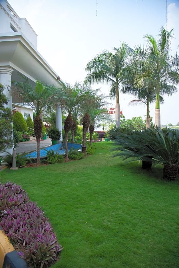 The Sai Leela Hotel Bangalore