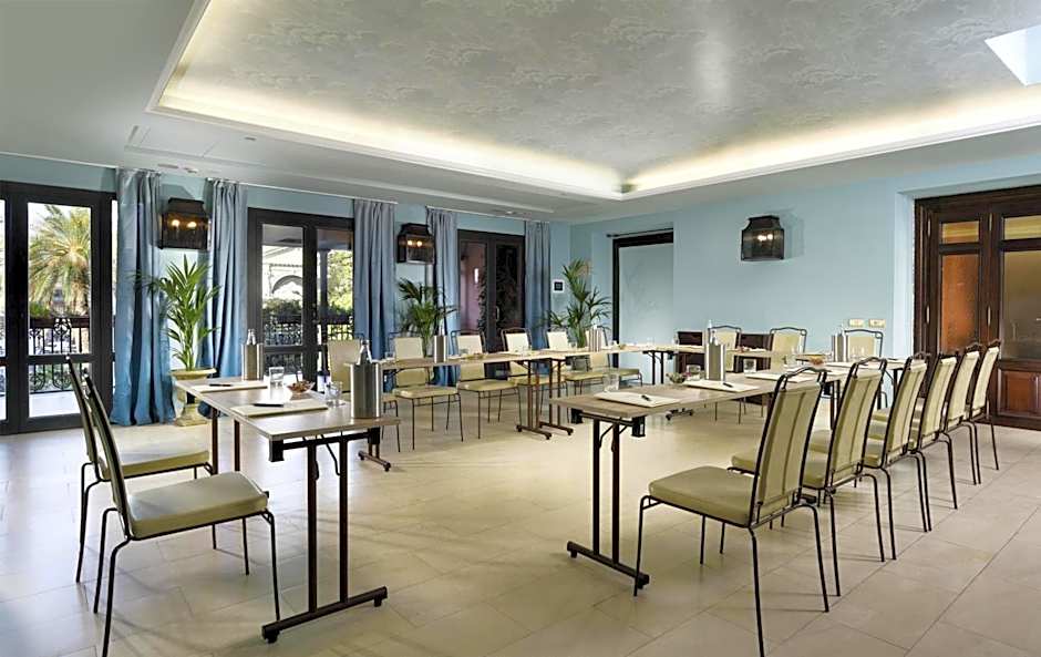Grand Hotel Savoia Genova, Curio Collection by Hilton