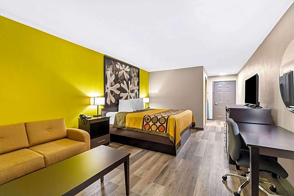 Super 8 by Wyndham Paragould