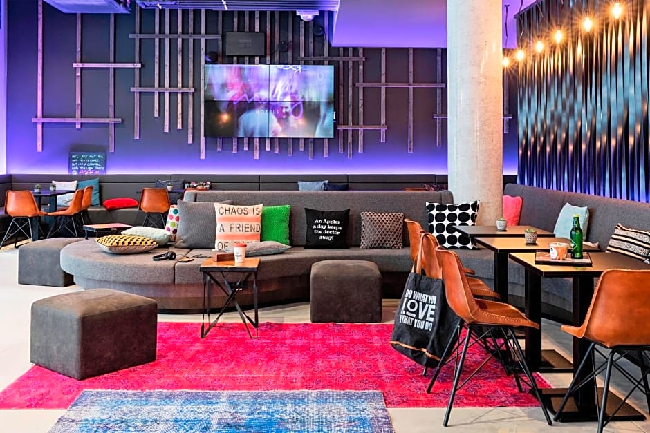 Moxy by Marriott Frankfurt East