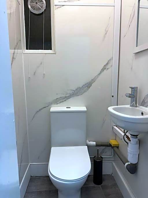 Room 3 • Double Bed in London King’s Cross