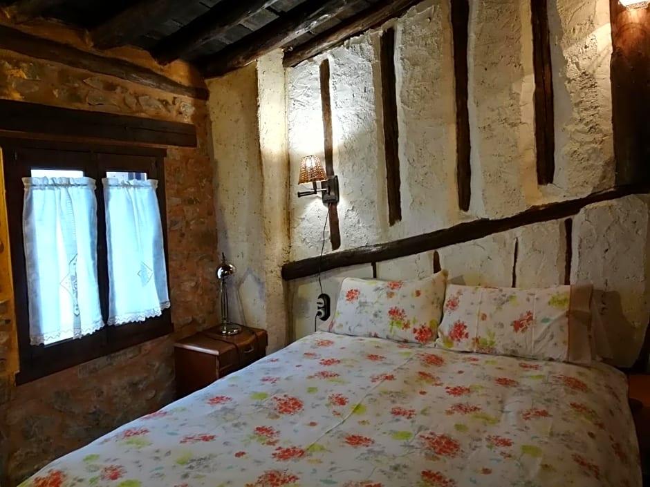 CASA RURAL EL BÚ - B&B Alto Tajo Alojamiento Rural Guadalajara