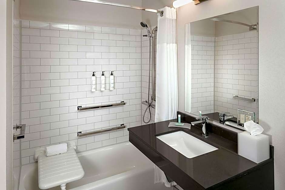 Fairfield Inn & Suites by Marriott Anchorage Midtown