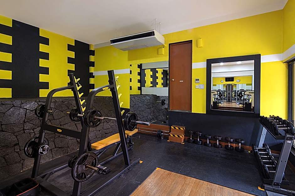 Earl's Regency Hotel