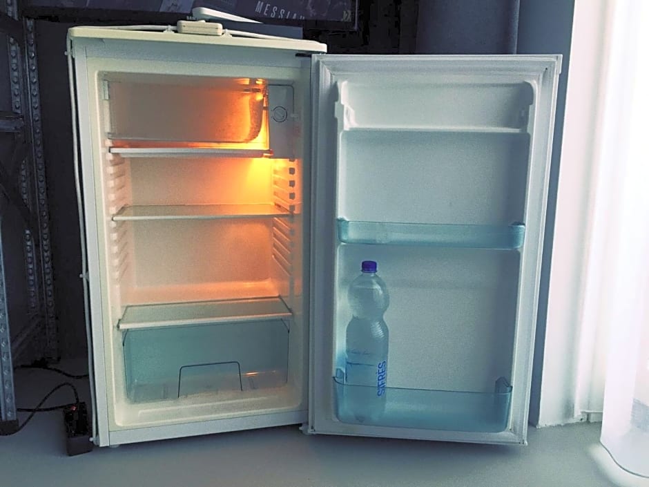 Private studio, patio garden and free car parking