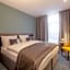 Holiday Inn - the niu, Loom Manchester North By IHG