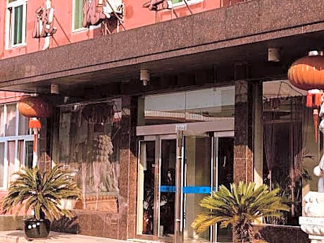 Qingzhu·Xinyin Hotel (Lishe Airport Shiqi Subway Station Branch)
