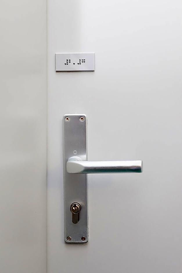 Hotel Mit-Mensch