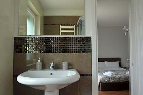 Classic Quadruple Room