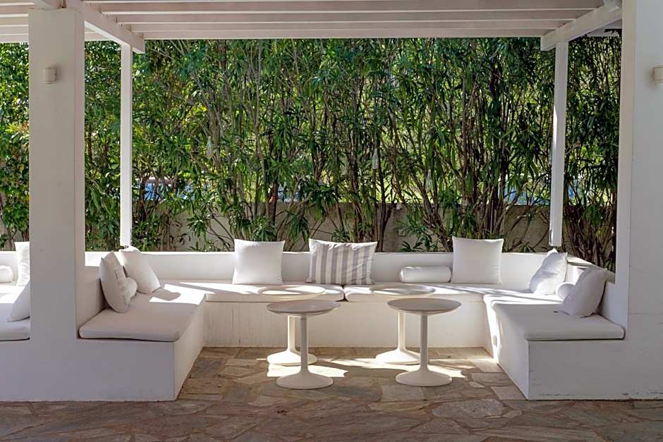 Skiathos Holidays Suites & Villas