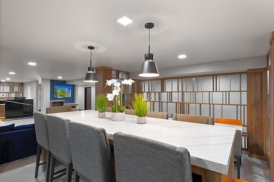 La Quinta Inn & Suites by Wyndham Springdale