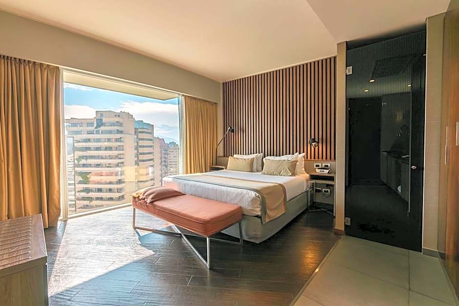 DoubleTree by Hilton Santiago Kennedy