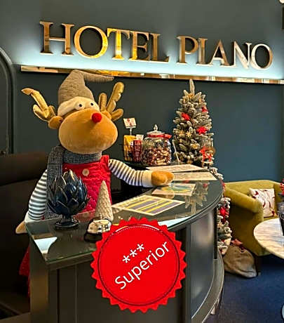 Hotel Piano