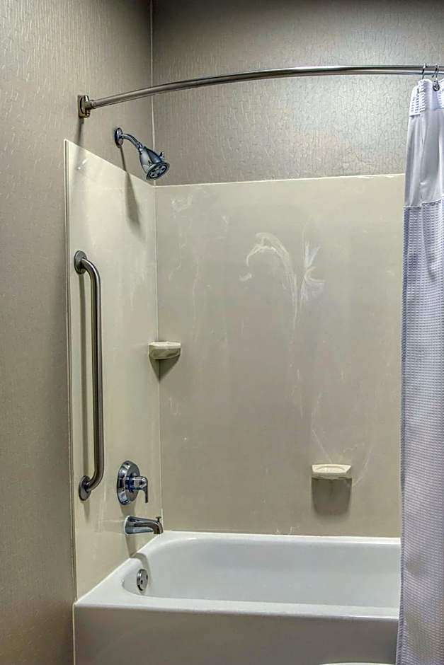 SpringHill Suites by Marriott Lawrence Downtown