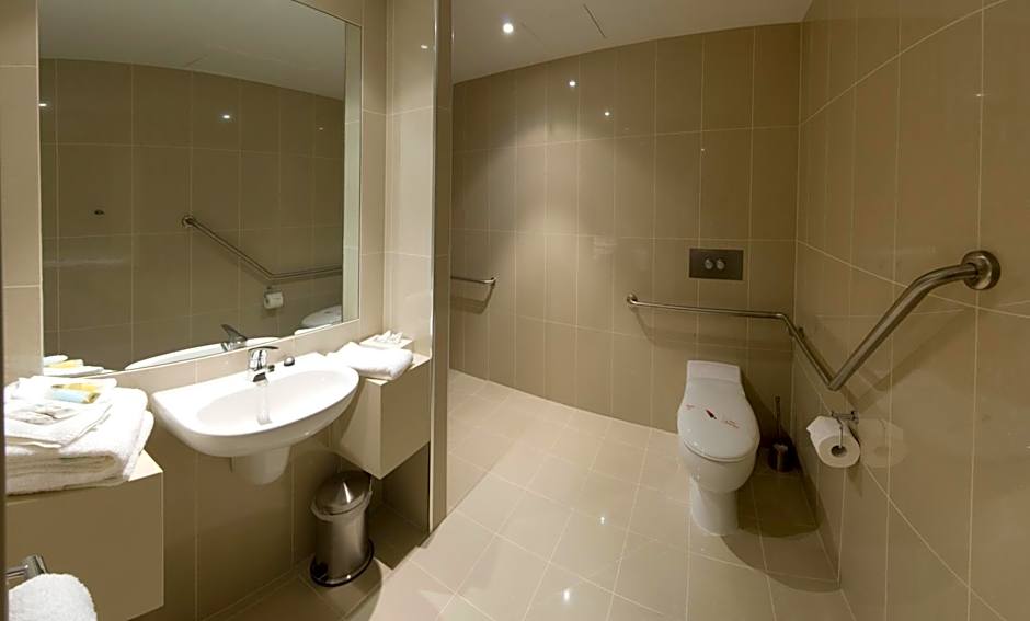 Atlantis Hotel Melbourne