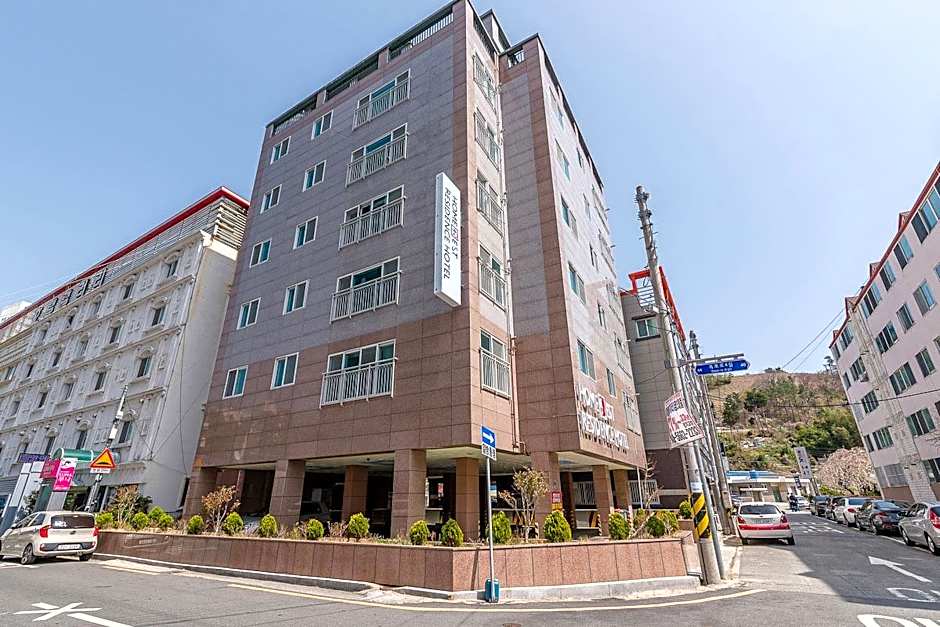 Homefourest Residence Hotel Okpo