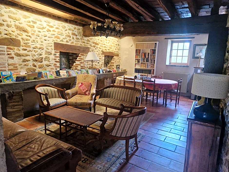 Ferme équestre & Chambres d'hôtes Gateau Stables proche Guédelon