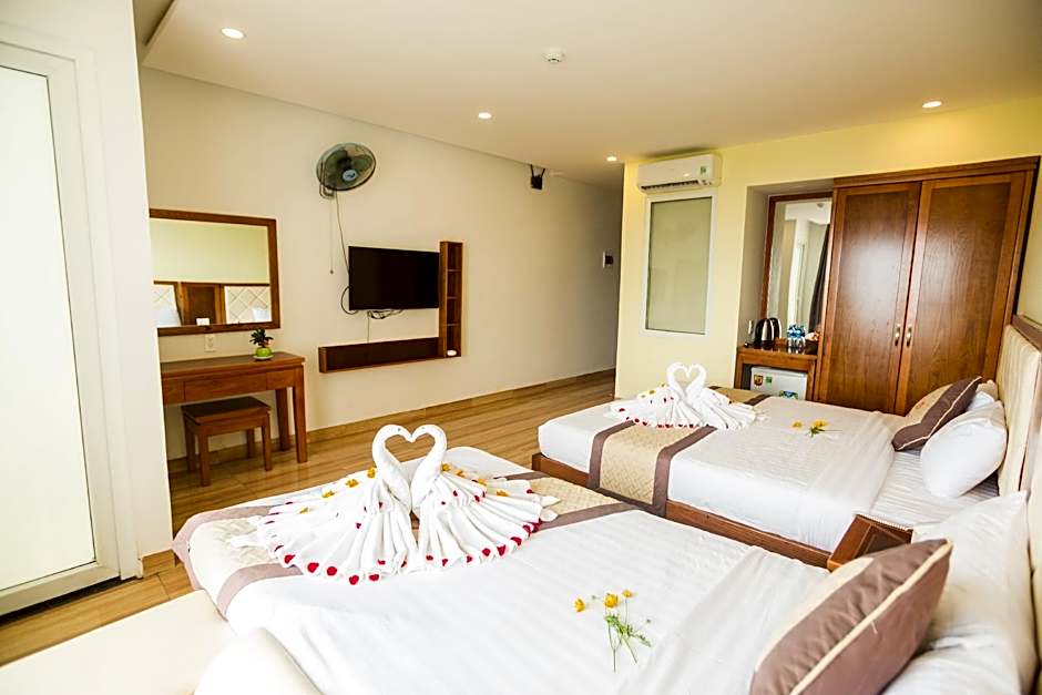 Hotel DaNa Sailing
